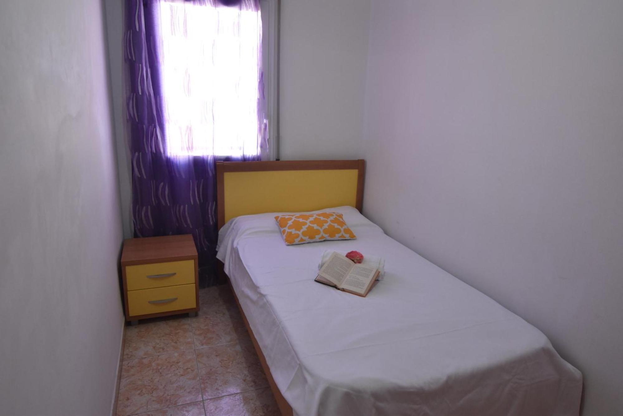 Appartamento Rnet - Lluis Companys Roses Esterno foto